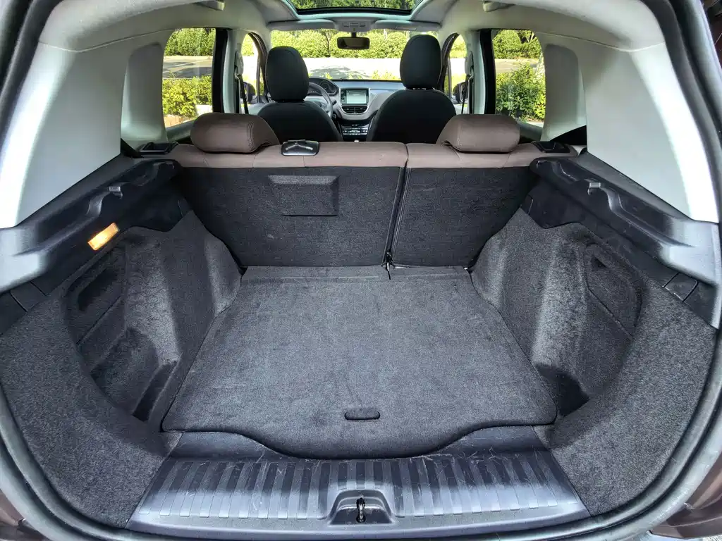 Peugeot 2008 — миниатюра 28