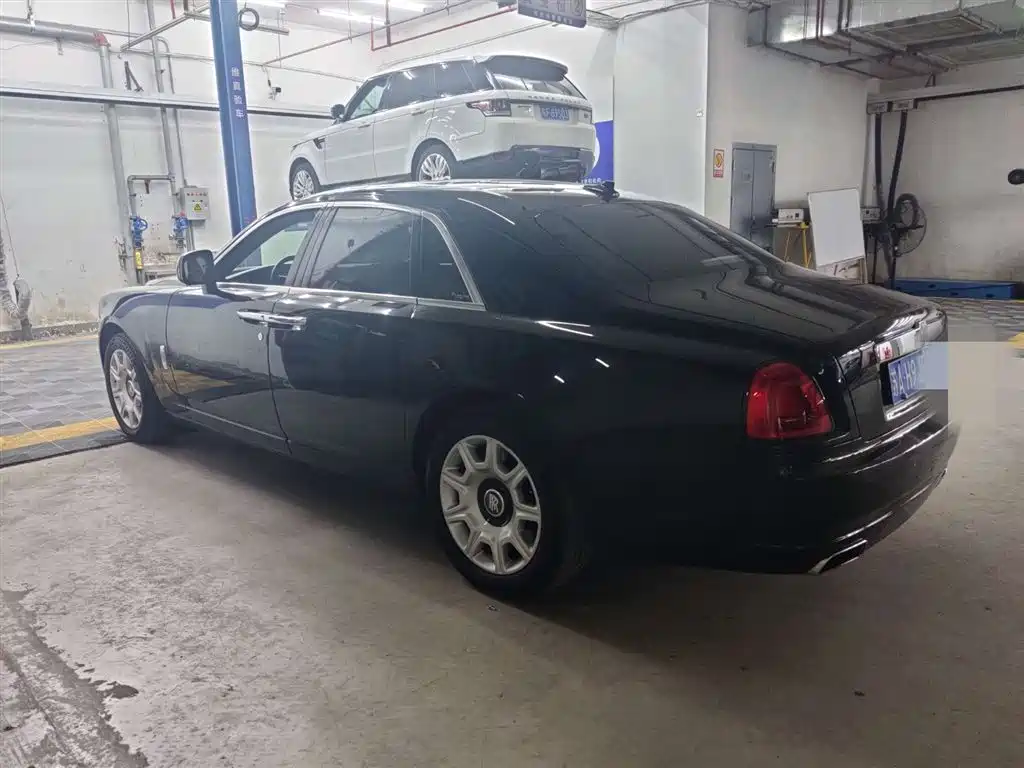 Rolls-Royce Ghost 2010 6.6T Standard