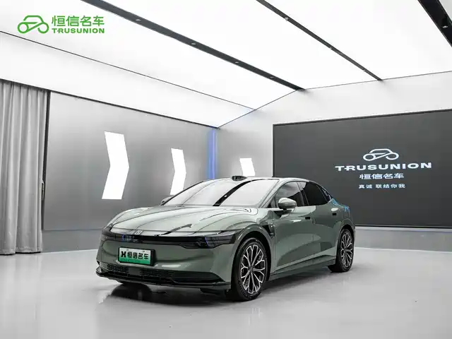 Zeekr 007