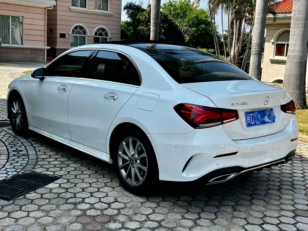 Mercedes-Benz A-Class (Import) — миниатюра 6