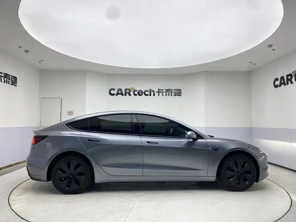 Tesla Model 3 — фотографии объявления, Фото 5