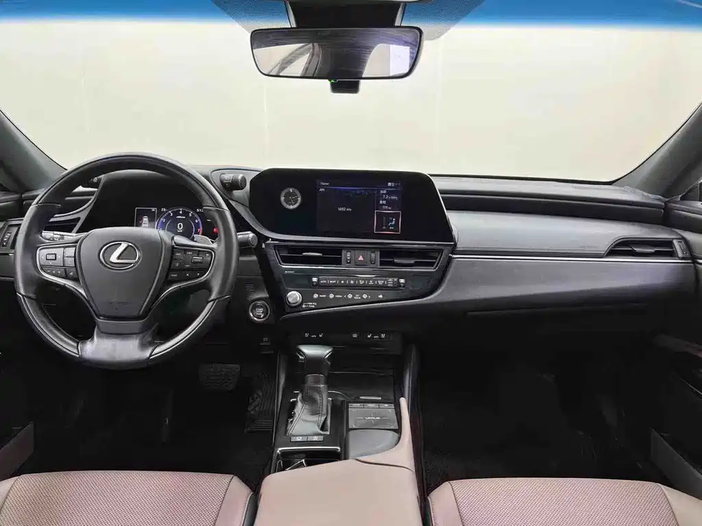 Lexus ES — миниатюра 20