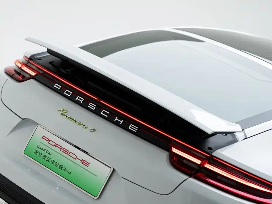 Porsche Panamera Hybrid — миниатюра 7