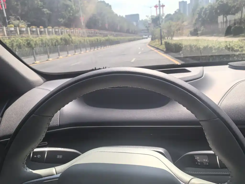 Changan Deepal DARK BLUE S07