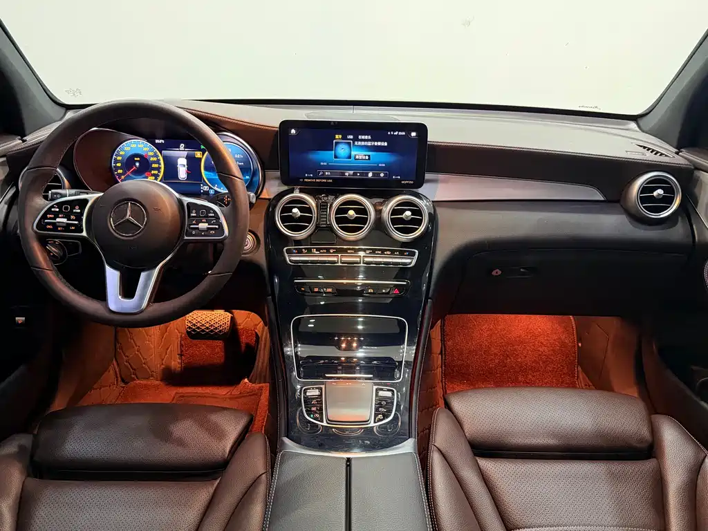 Mercedes-Benz GLC 2022 GLC 260 L 4MATIC
