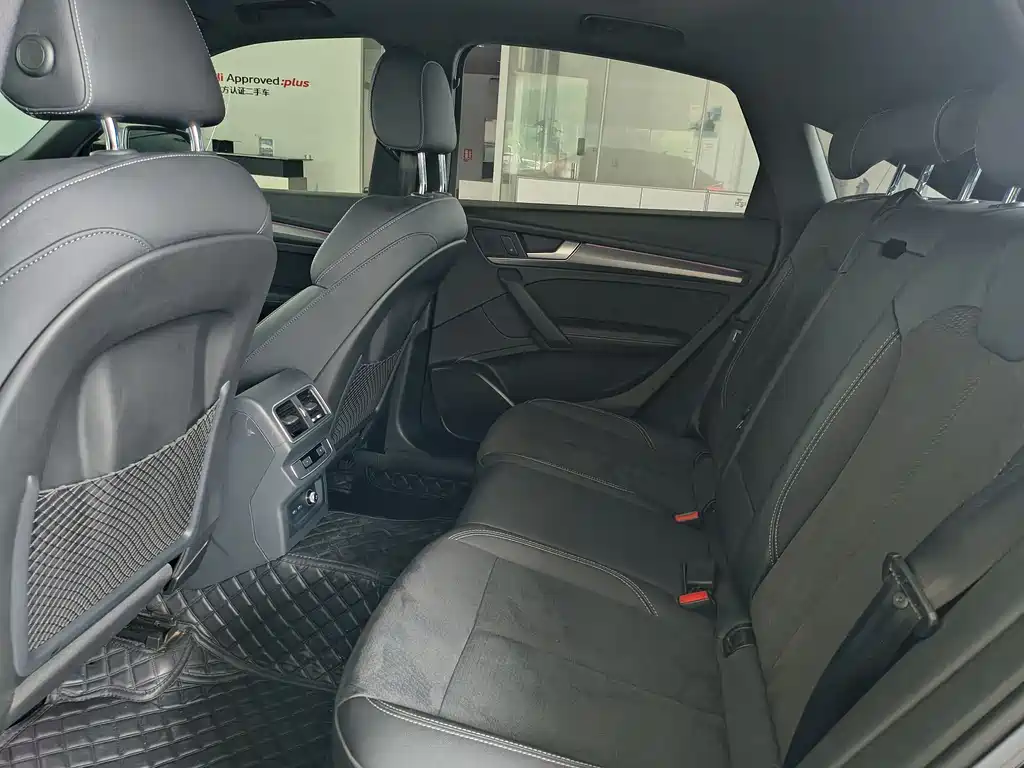 Audi Q5L Sportback 40 TFSI Luxury Type, фото 8