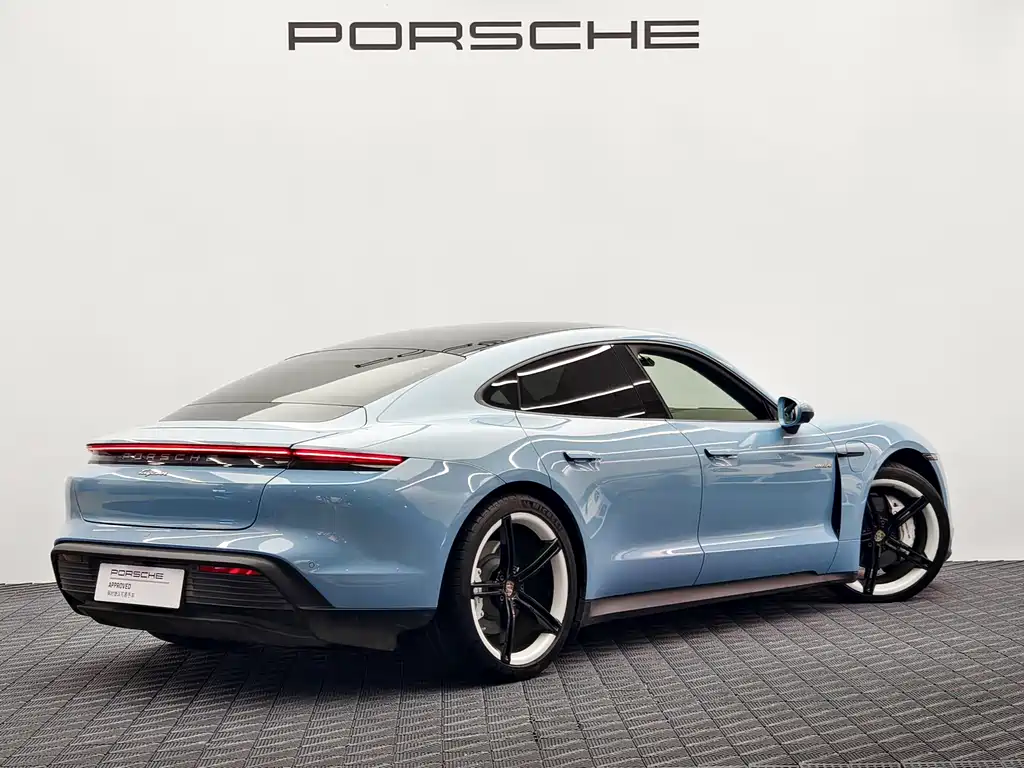 Porsche Taycan — миниатюра 8