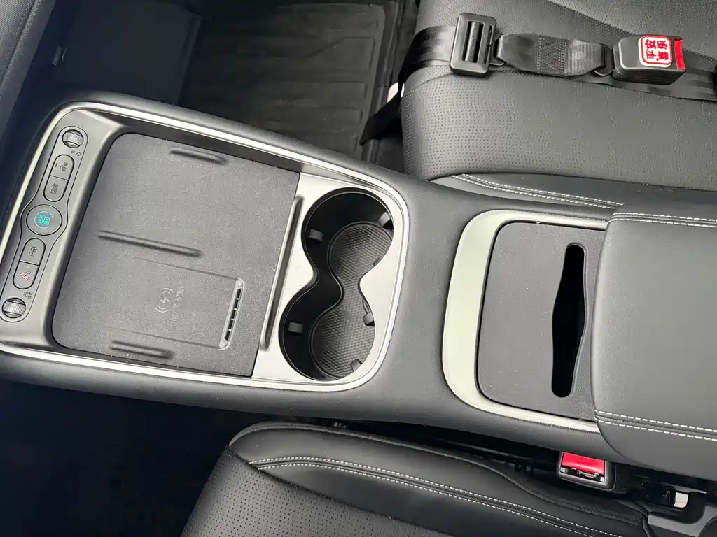 BYD Морской лев 05 EV — миниатюра 11