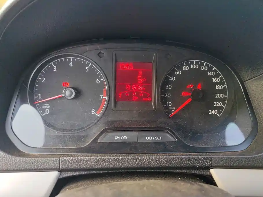 Volkswagen Jetta — миниатюра 14