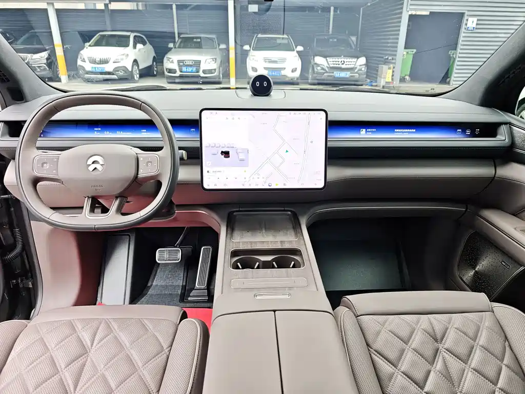 NIO ES8 — миниатюра 15