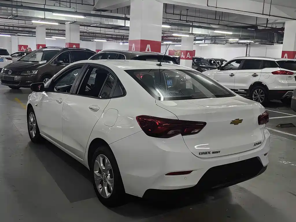 Chevrolet Cavalier — миниатюра 11