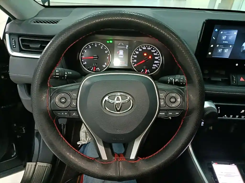 Toyota RAV4 — фотографии объявления, Фото 10