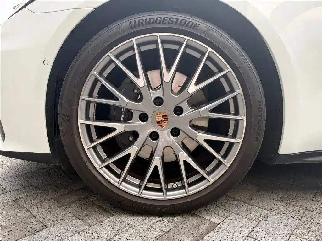 Porsche Panamera — миниатюра 16