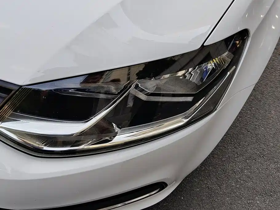 Volkswagen Polo — миниатюра 5