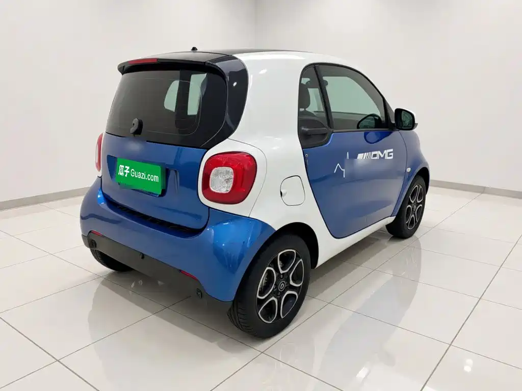 smart Smart Fortwo — миниатюра 6