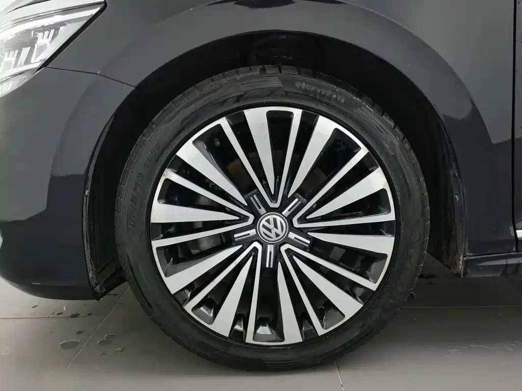 Volkswagen Passat — миниатюра 17