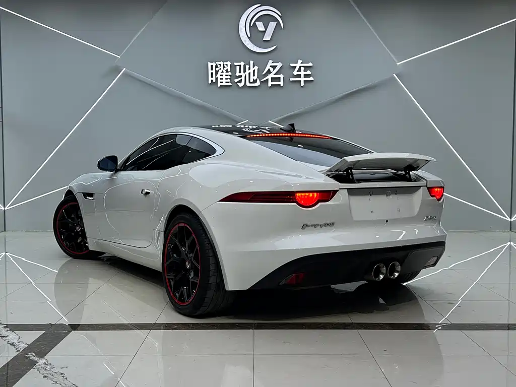 JAGUAR F TYPE