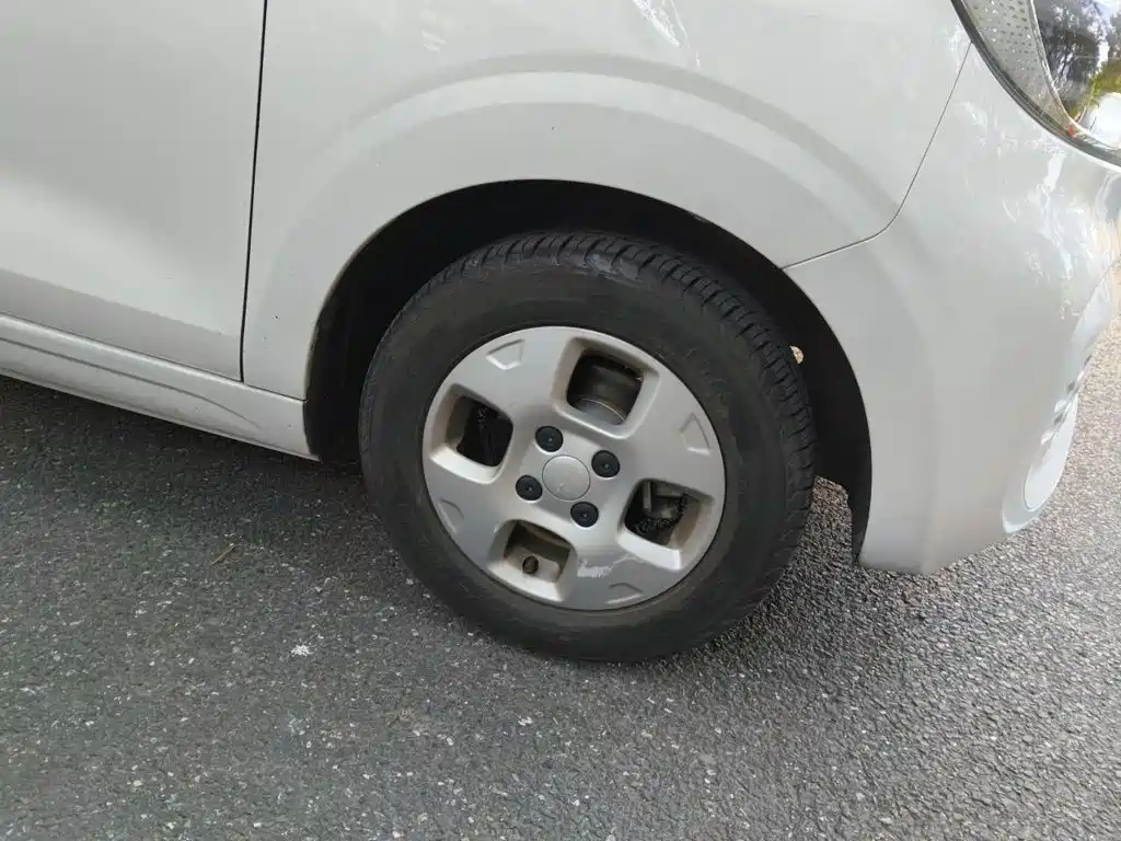 Roewe Clever — миниатюра 25