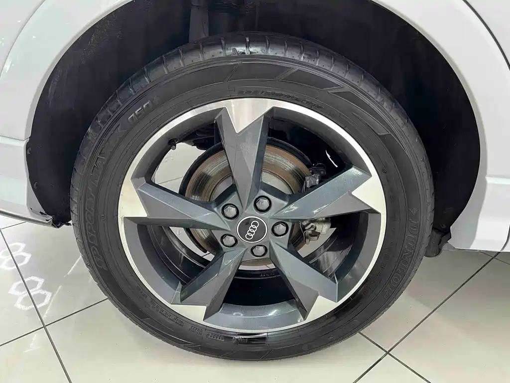 Audi Q3 — миниатюра 23