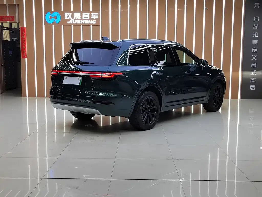 Li Auto ONE 2021 6 мест