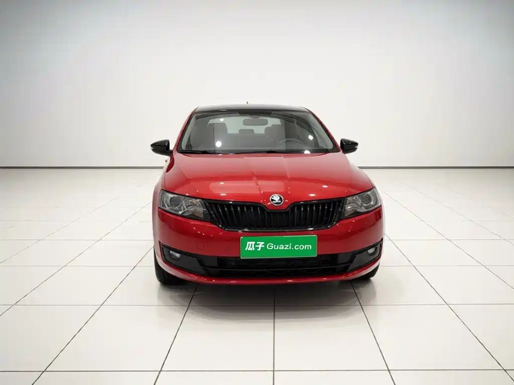 Skoda Rapid Spaceback — миниатюра 3