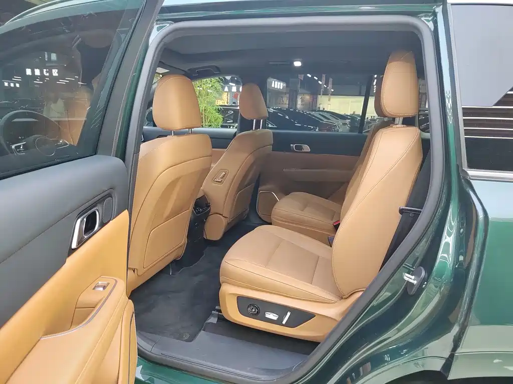 Li Auto ONE 2021 6 мест