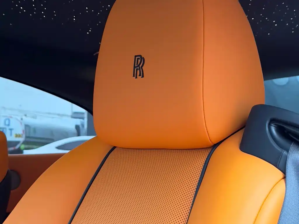 Rolls-Royce Wraith — миниатюра 10