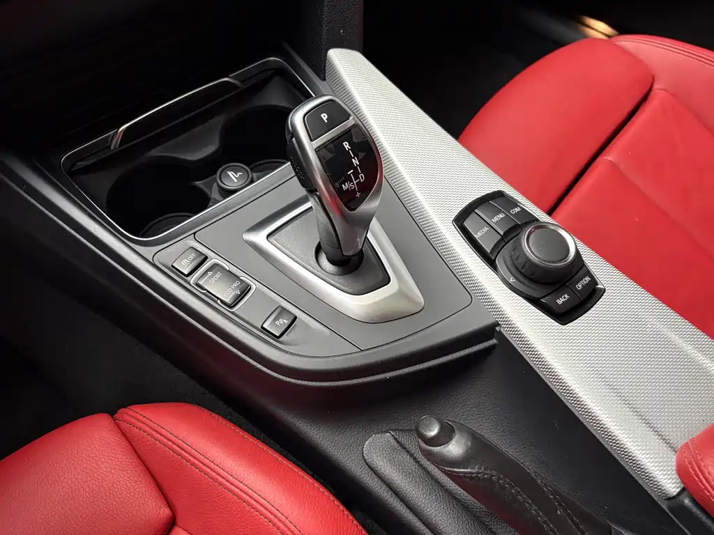 BMW 3 Series — миниатюра 9