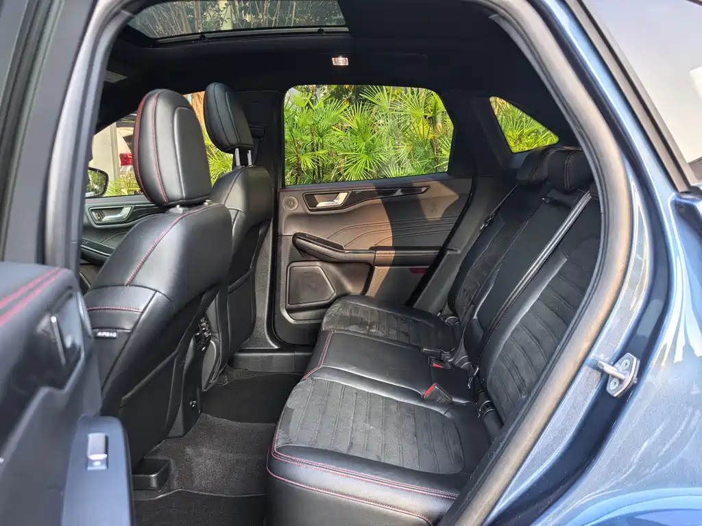 Ford Escape — миниатюра 11