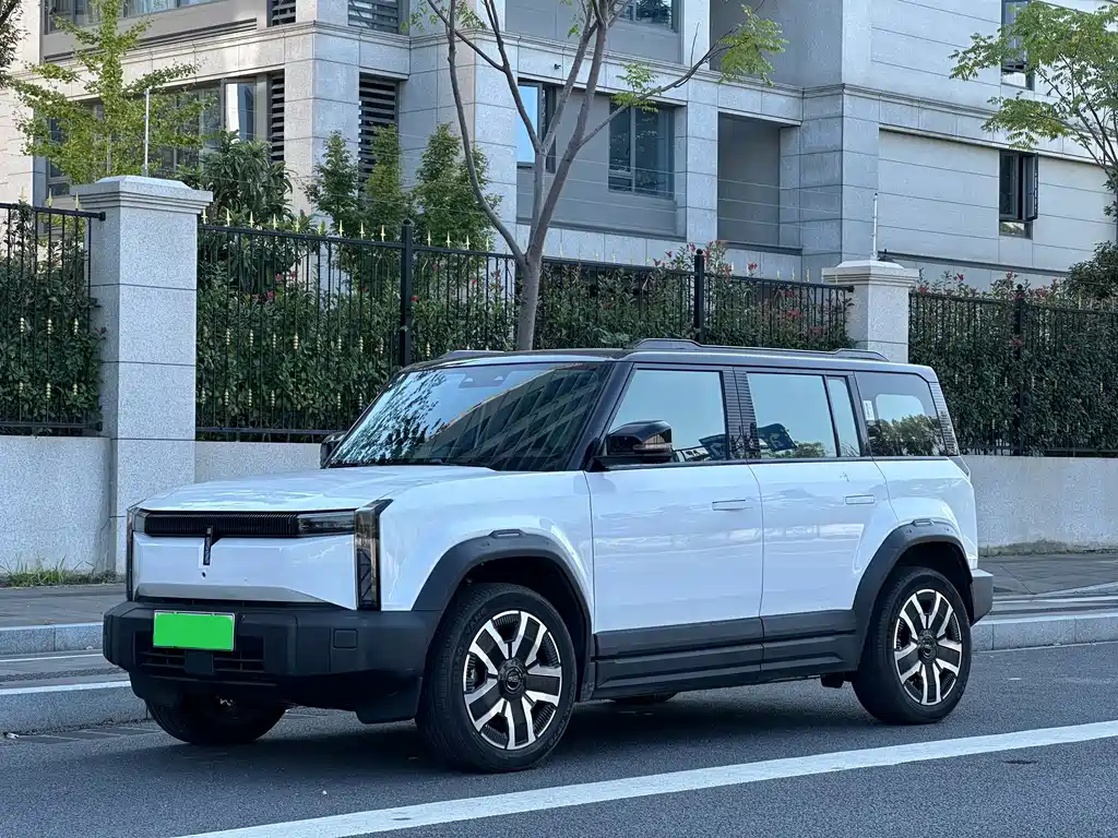 iCAR iCAR 03