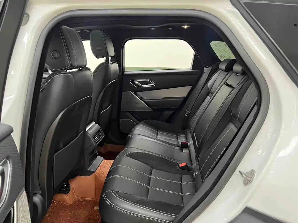 Land Rover Velar — миниатюра 13