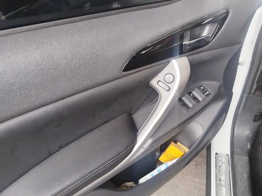 Mitsubishi Eclipse Cross — миниатюра 7