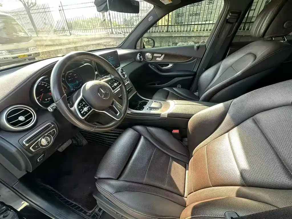 Mercedes-Benz GLC — миниатюра 4