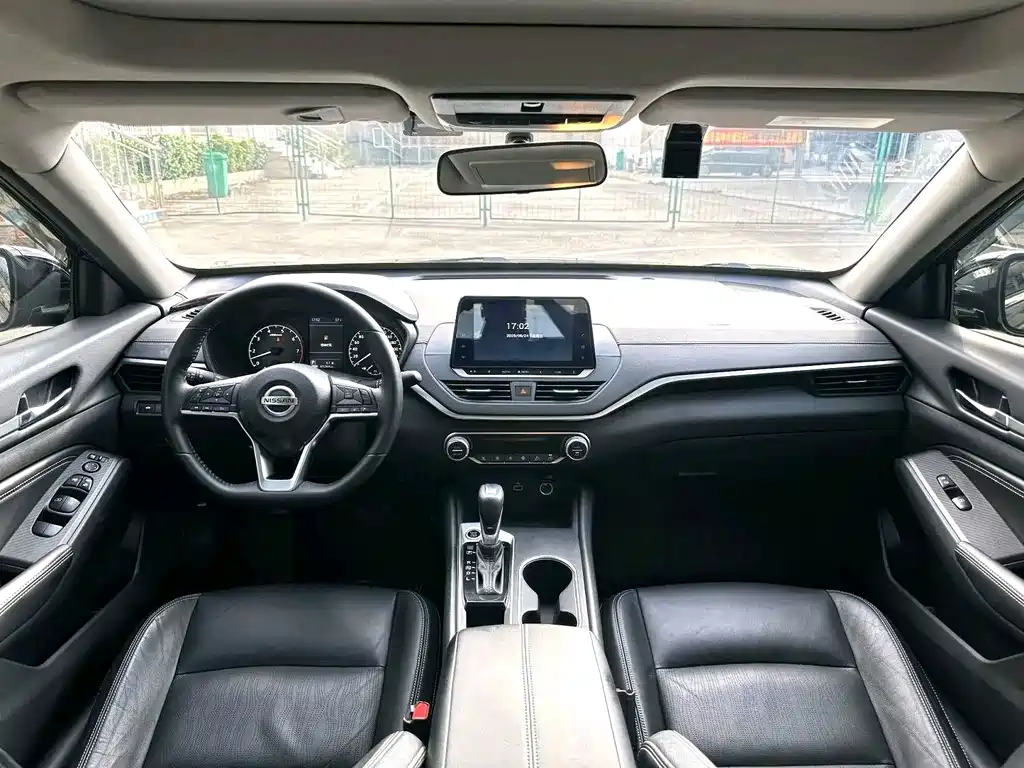 Nissan Teana — миниатюра 12