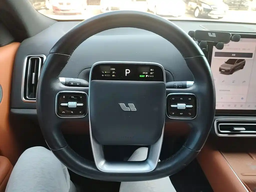 Li Auto Li L8 — миниатюра 11