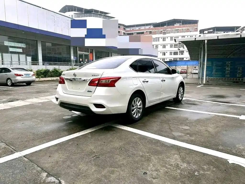 Nissan Sylphy — миниатюра 7