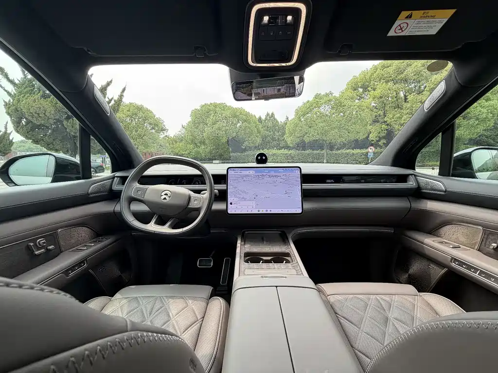 NIO ES8 2026 мест Executive