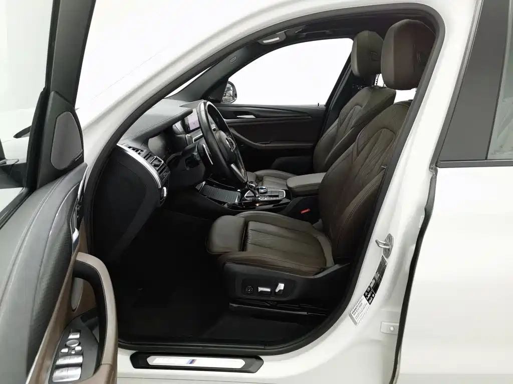 BMW X3 — миниатюра 10