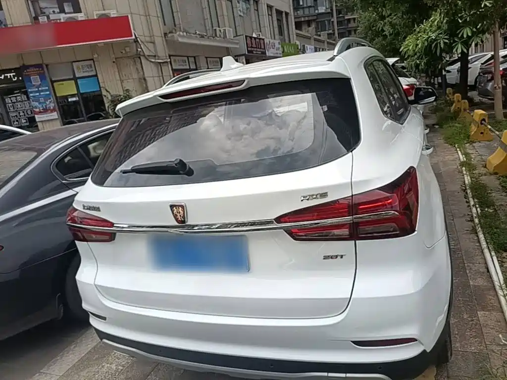 Roewe RX5 — миниатюра 6