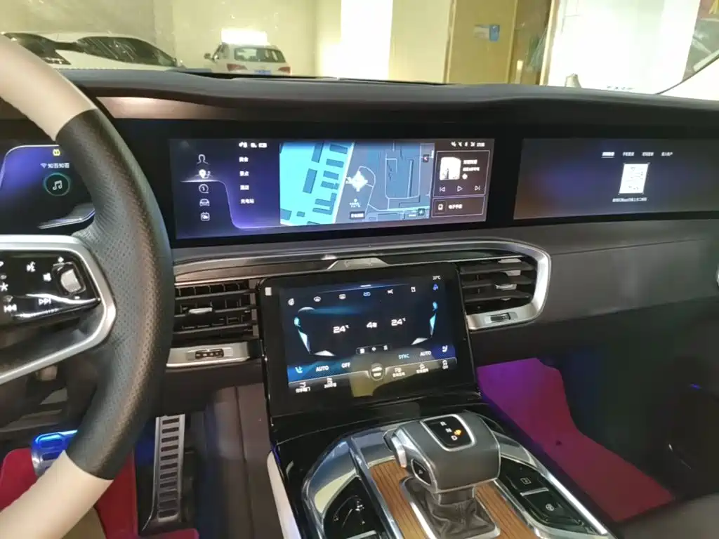 Hongqi Hongqi E-HS9 — миниатюра 13