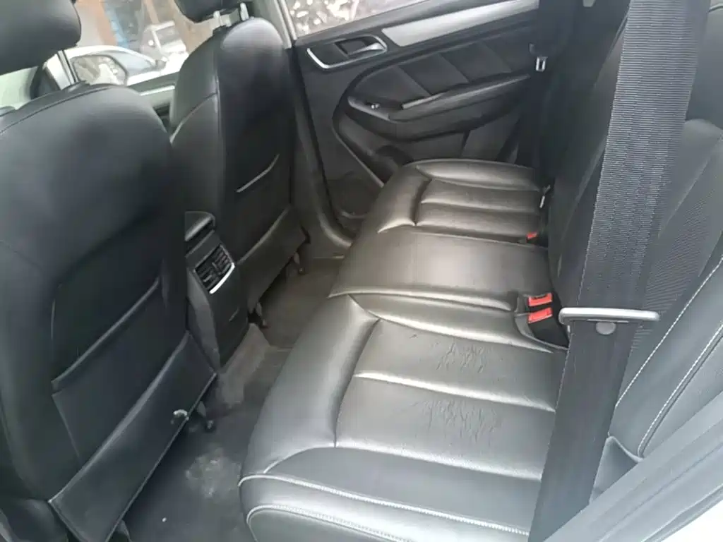 Roewe RX5 — миниатюра 17