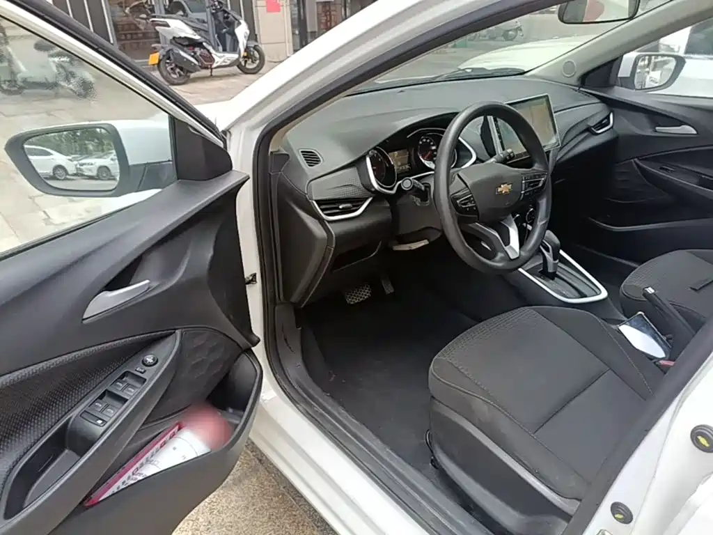 Chevrolet Cavalier — миниатюра 16
