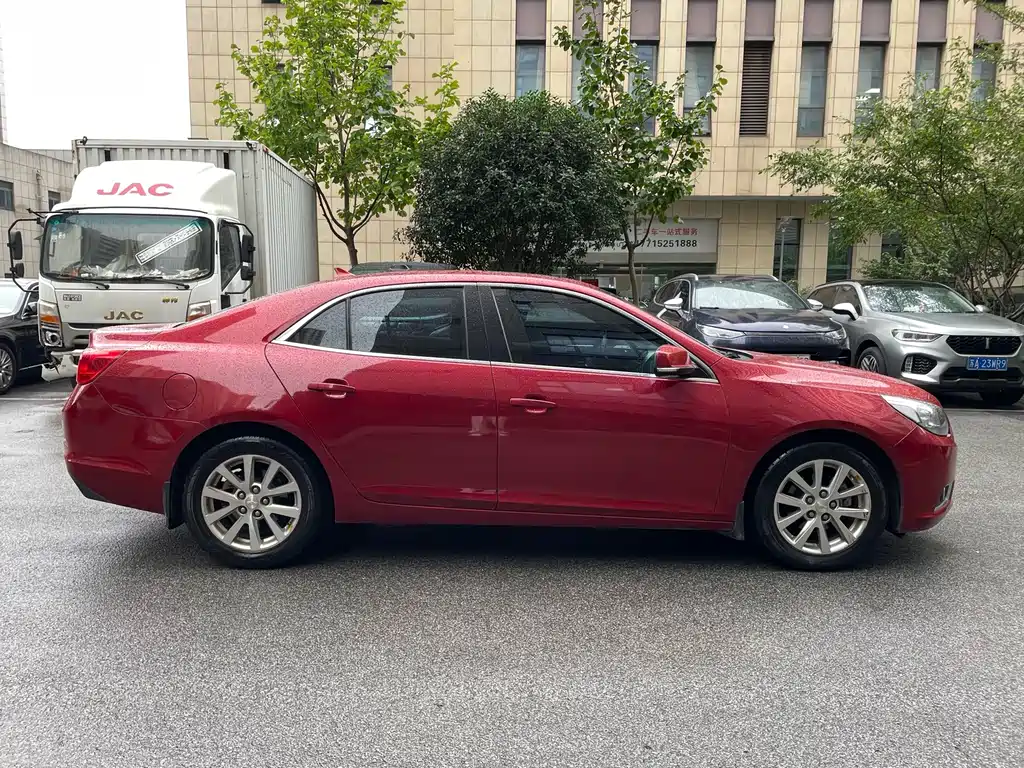 Chevrolet Malibu — миниатюра 4