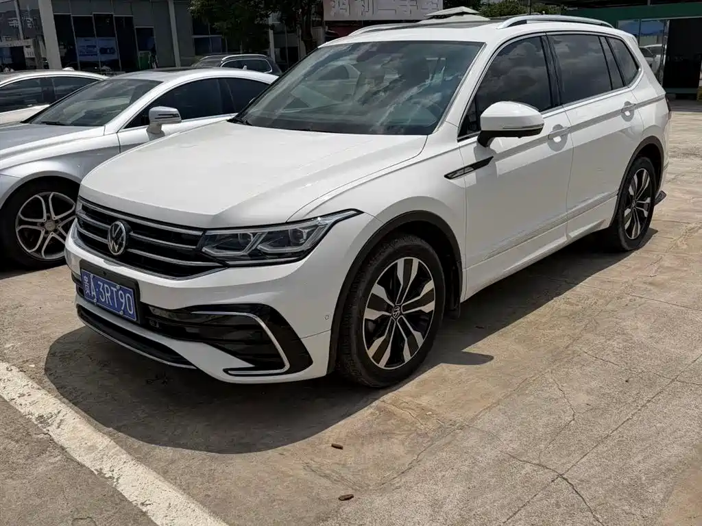 Volkswagen Tiguan L 2021