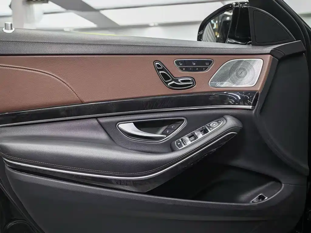 MERCEDES-BENZ S CLASS