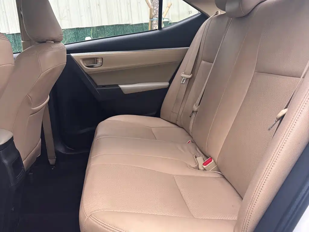 Toyota Corolla — миниатюра 10