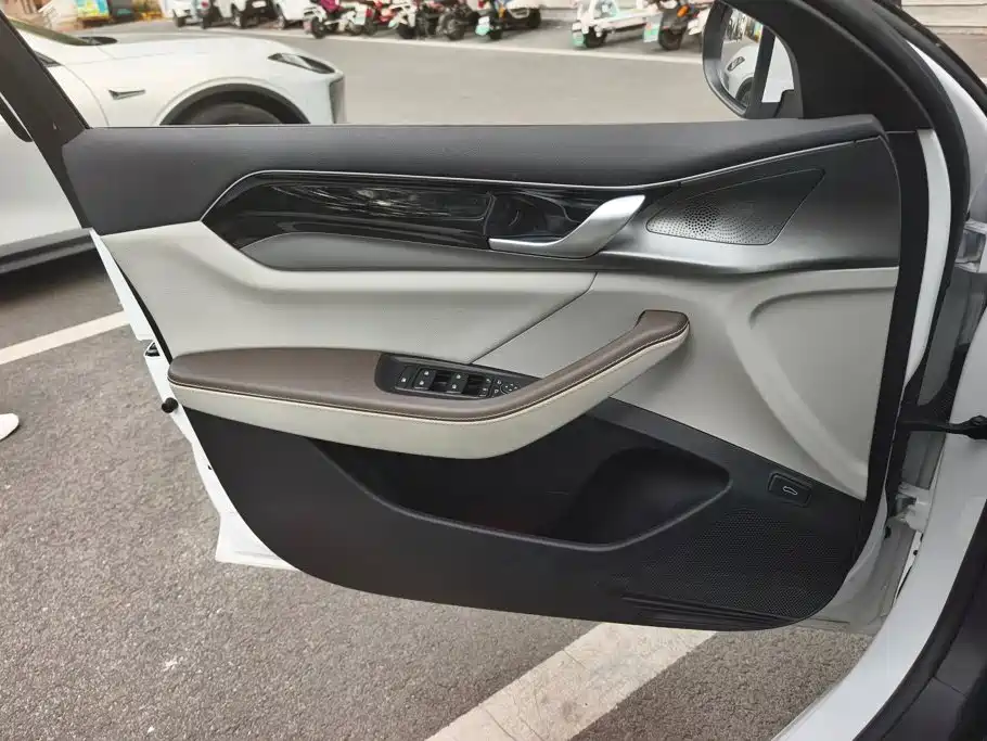 BYD Qin PLUS — миниатюра 7