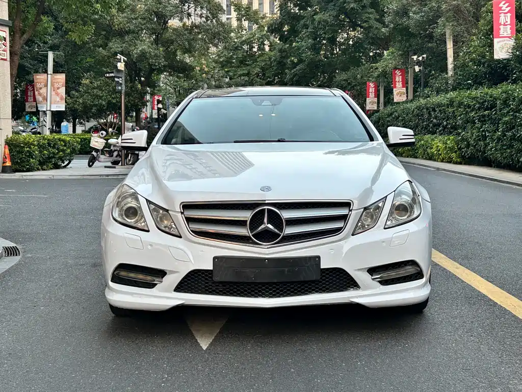 Mercedes-Benz E-Class (Import) — миниатюра 2