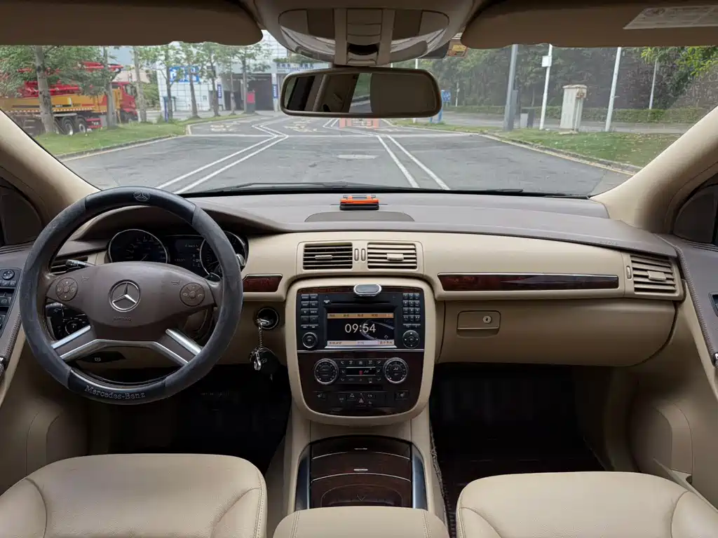Mercedes-Benz R 2010 R 300 L