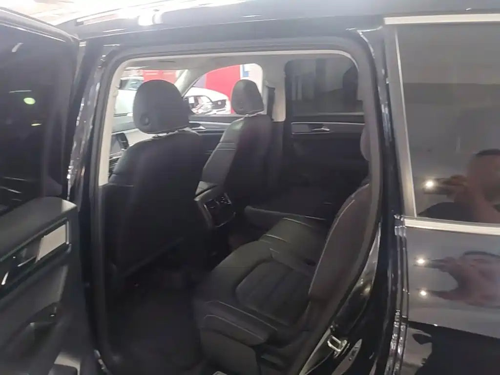 Volkswagen Teramont — миниатюра 17